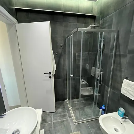 Savana Modern By The Sea גולם